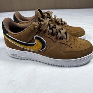 Nike Air Force 1 Low Shoes Mens Size 9.5 Brown Suede Chenille Swoosh Sneakers